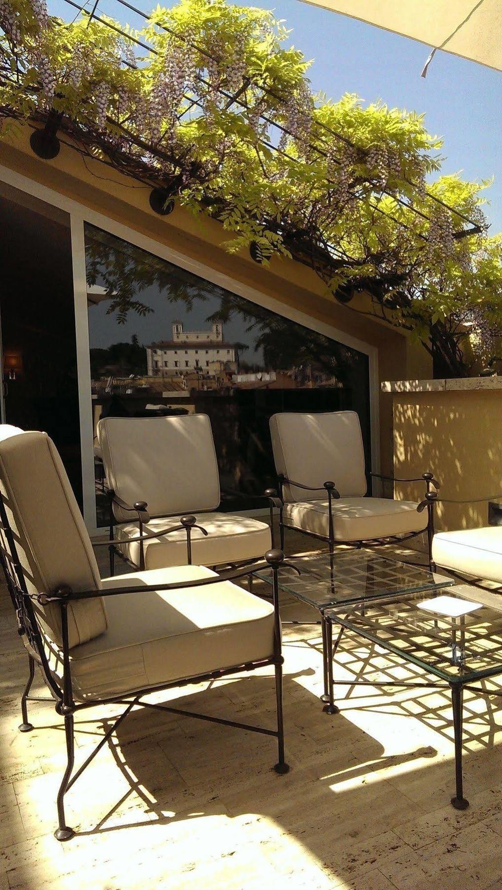 Maison d'hôtes La Scelta Di Goethe - Luxury Rome